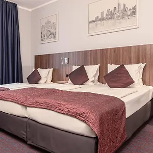 Ramada By Wyndham Frankfurt Station 3*, Frankfurt am Main Germany